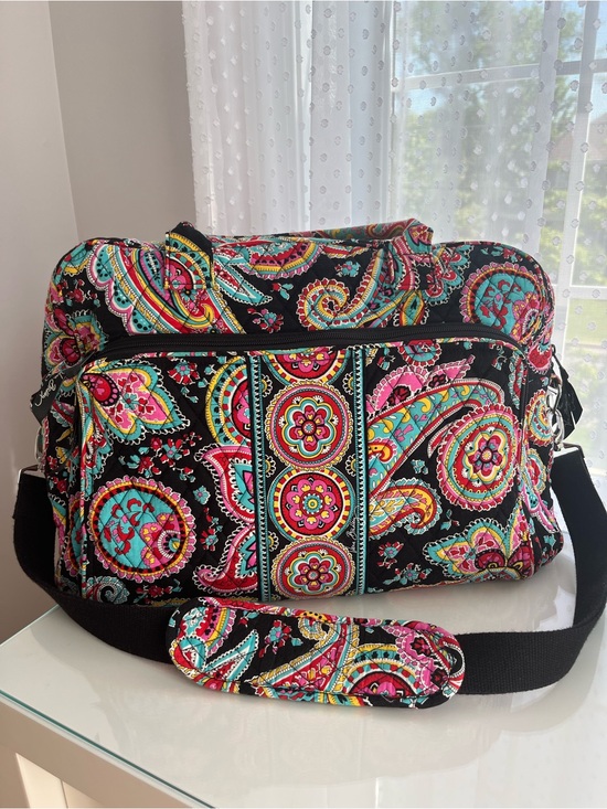 Vera Bradley Handbags - Vera Bradley Large Original Quilted Duffel in Retired Parisian Paisley Print